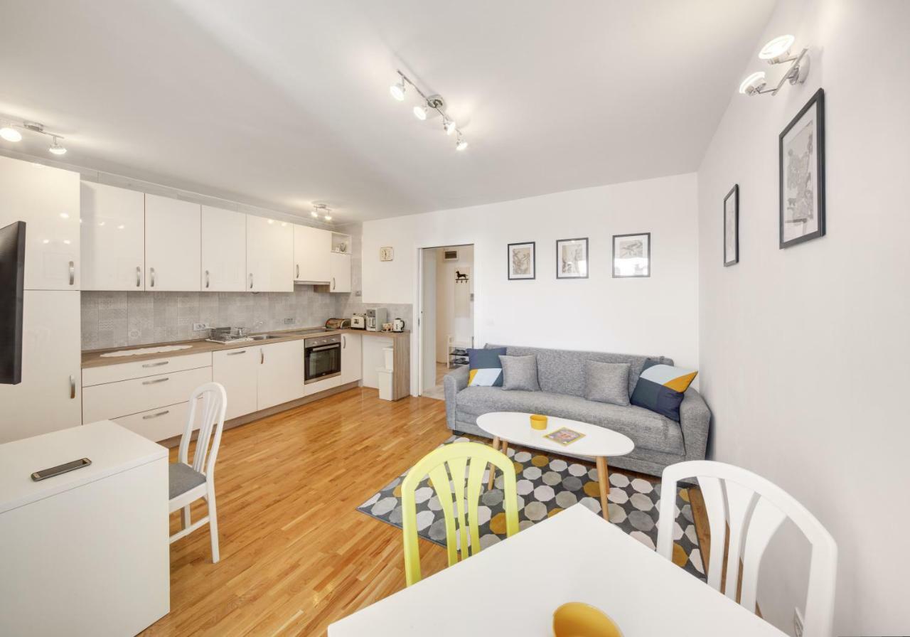 Apartman Osijek Exteriör bild