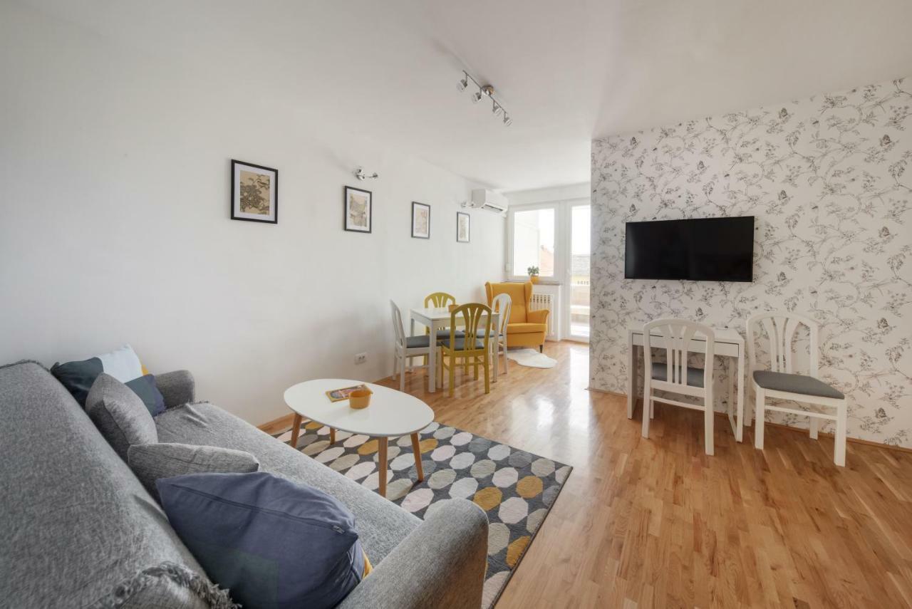 Apartman Osijek Exteriör bild