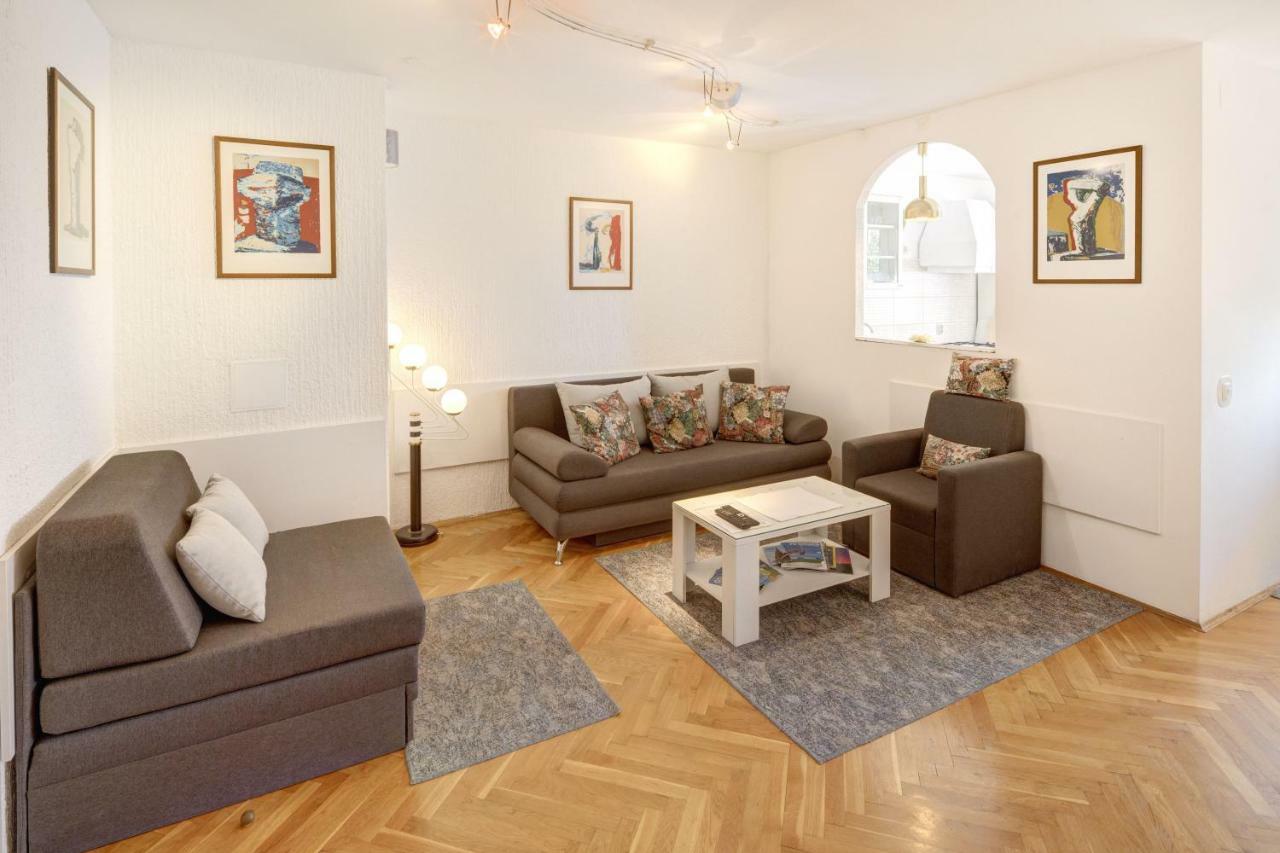 Apartman Osijek Exteriör bild